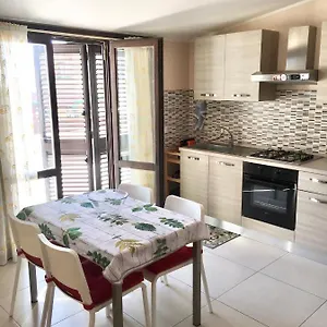 L'attico Di Greta,etna House Appartamento