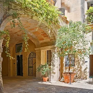 Vico Dei Bolognesi Palazzo Personè Couette-café